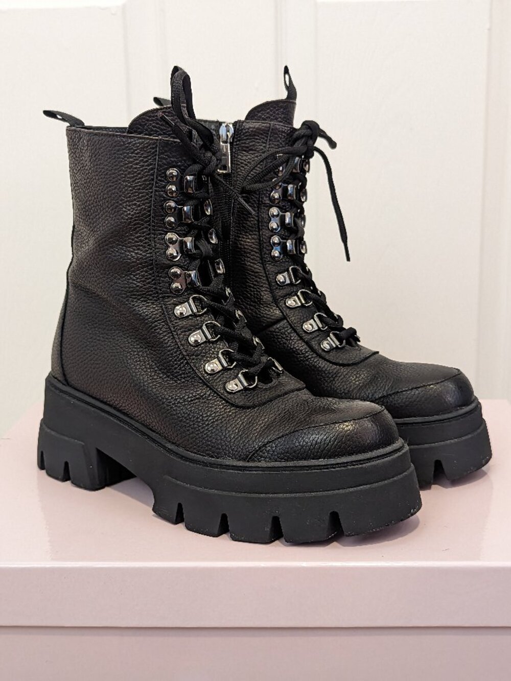 Browns Couture Trillium Lace-Up Boots (10 US - Fits 9.5 US)